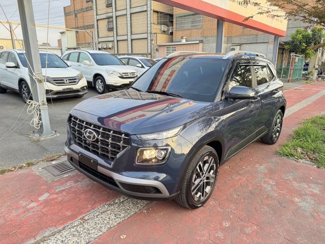 里程1萬多 acc跟車系統 i key 環景系統 車道維持系統  第1張相片