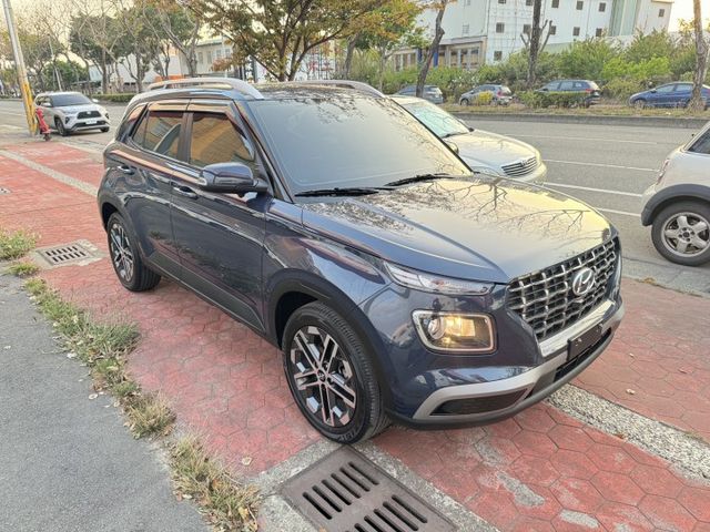 里程1萬多 acc跟車系統 i key 環景系統 車道維持系統  第3張相片