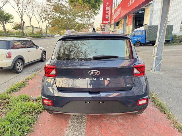 里程1萬多 acc跟車系統 i key 環景系統 車道維持系統  第5張相片