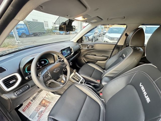 里程1萬多 acc跟車系統 i key 環景系統 車道維持系統  第7張相片