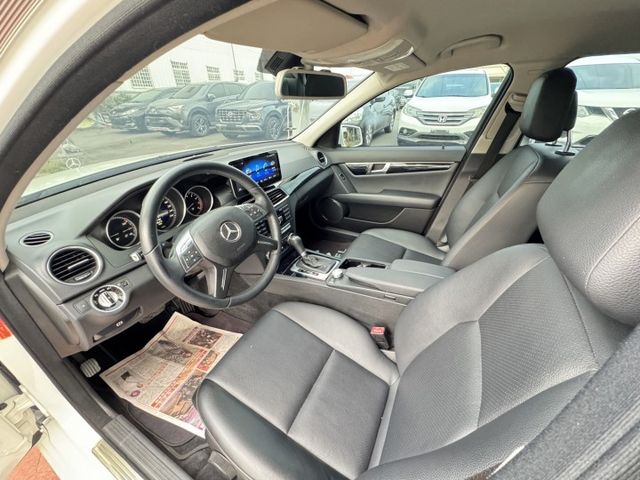 C-CLASS SEDAN W204  第7張相片