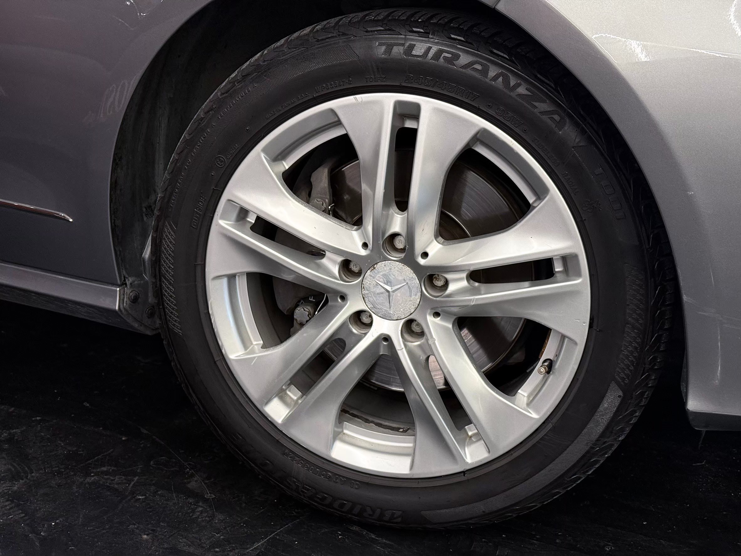 【瑋哲-德國萊因CPO】2013式E250 Sedan VIN#696885  第4張相片