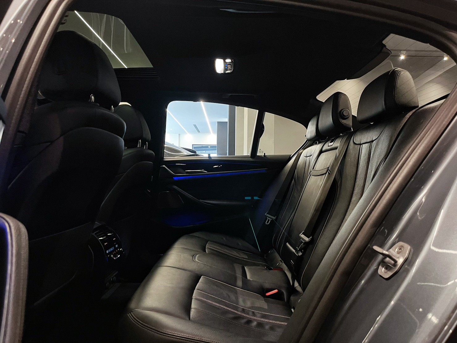【瑋哲-德國萊因CPO】2017式530i M Sport xDrive VIN#A72388  第15張相片