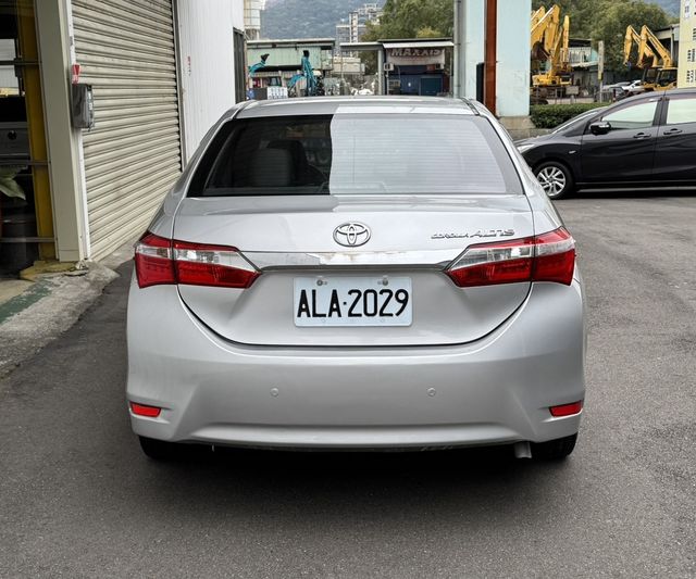 TOYOTA豐田 ALTIS  第4張相片