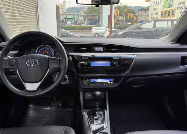 TOYOTA豐田 ALTIS  第5張相片
