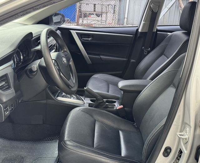 TOYOTA豐田 ALTIS  第6張相片