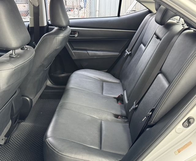 TOYOTA豐田 ALTIS  第7張相片