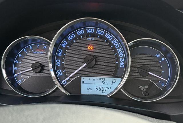 TOYOTA豐田 ALTIS  第8張相片