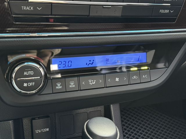 TOYOTA豐田 ALTIS  第9張相片