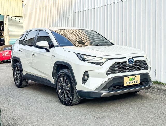 TOYOTA豐田 RAV4  第1張相片