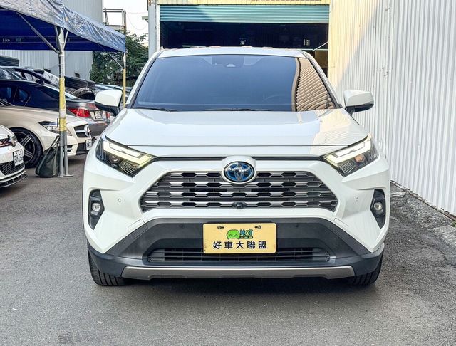 TOYOTA豐田 RAV4  第3張相片