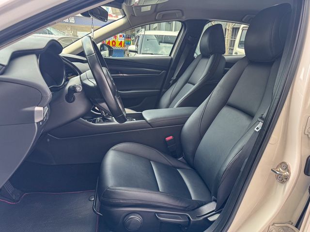 MAZDA馬自達 MAZDA 3  第6張相片