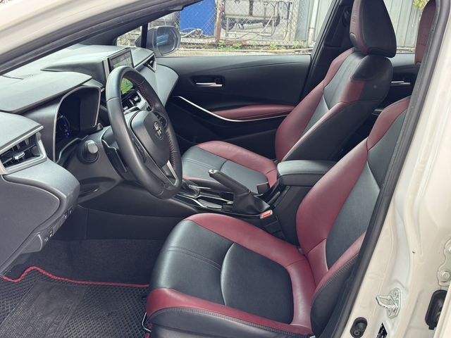 TOYOTA豐田 ALTIS  第5張相片