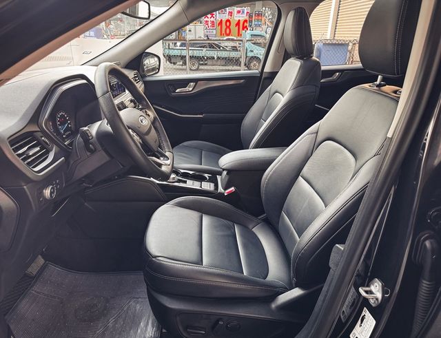 FORD福特 KUGA  第6張相片