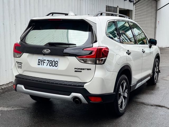 SUBARU速霸陸 FORESTER  第2張相片