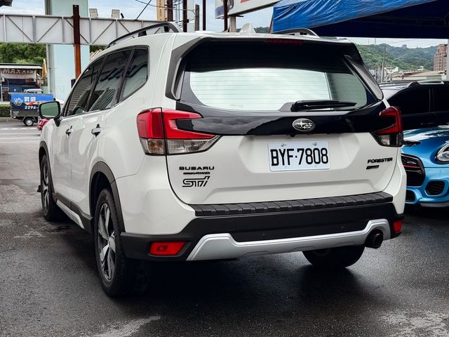SUBARU速霸陸 FORESTER  第4張相片