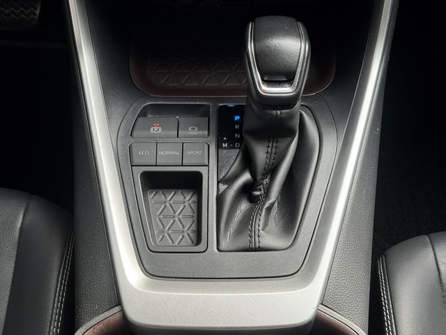 TOYOTA豐田 RAV4  第10張相片