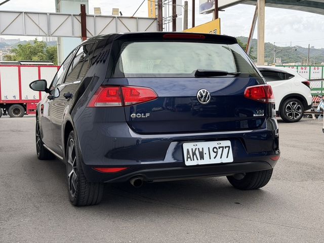 VOLKSWAGEN福斯 GOLF  第4張相片