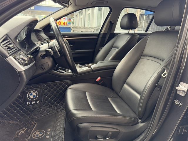 BMW寶馬 520I  第6張相片
