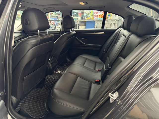 BMW寶馬 520I  第7張相片