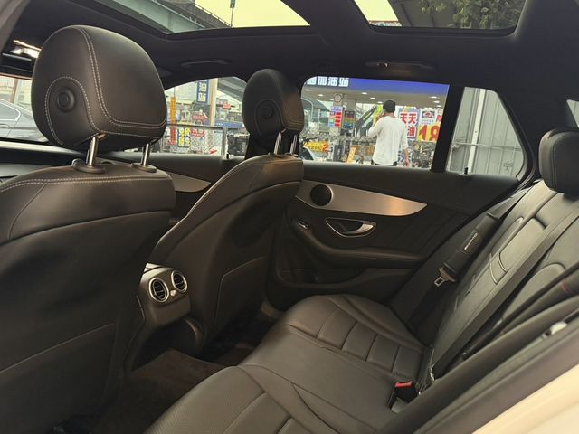 M-BENZ賓士 C250  第7張相片