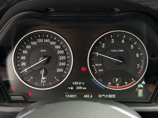 BMW寶馬 X1  第9張相片