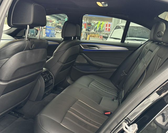 BMW寶馬 530I  第6張相片