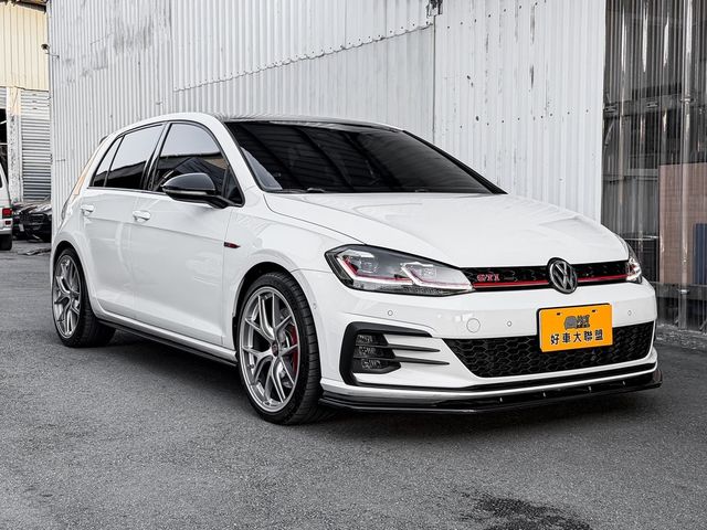 VOLKSWAGEN福斯 GOLF GTI  第1張相片