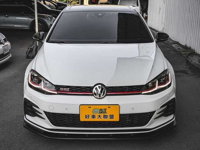 VOLKSWAGEN福斯 GOLF GTI  第3張相片
