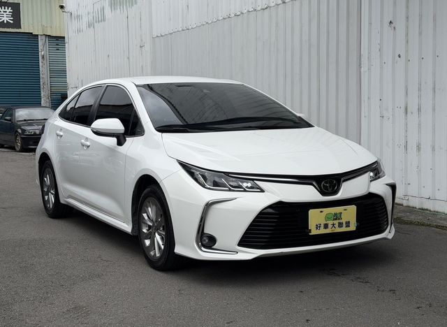 TOYOTA豐田 ALTIS  第1張相片