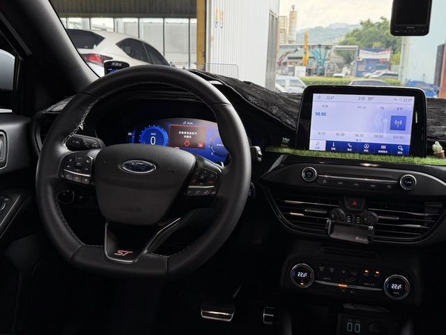 FORD福特 FOCUS ST WAGON  第5張相片