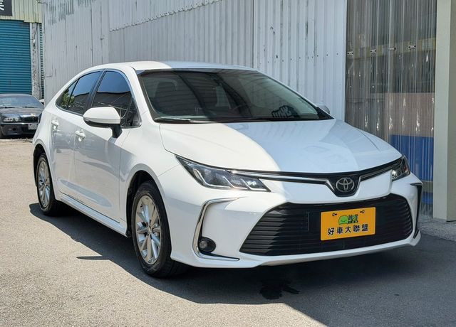 TOYOTA豐田 ALTIS  第1張相片