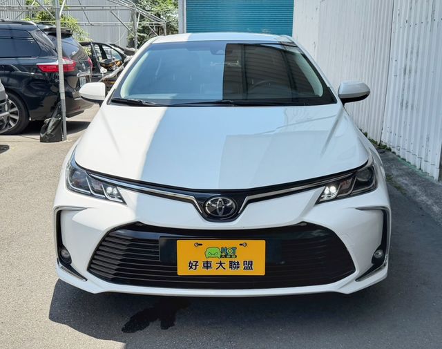 TOYOTA豐田 ALTIS  第3張相片