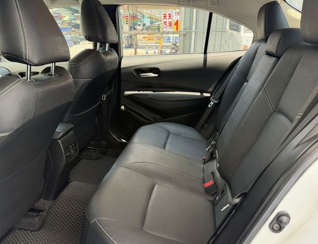 TOYOTA豐田 ALTIS  第7張相片