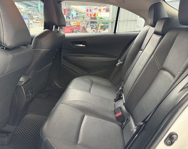 TOYOTA豐田 ALTIS  第6張相片