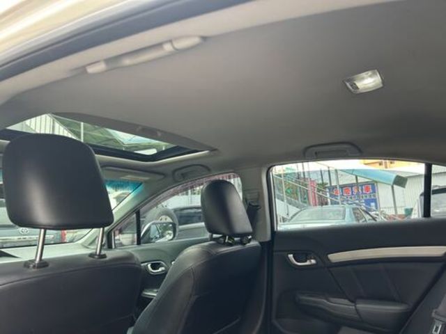 HONDA本田 CIVIC  第9張相片