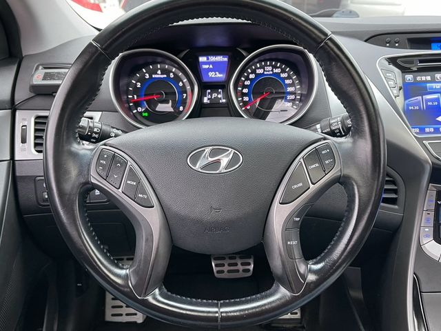 HYUNDAI現代 ELANTRA  第10張相片