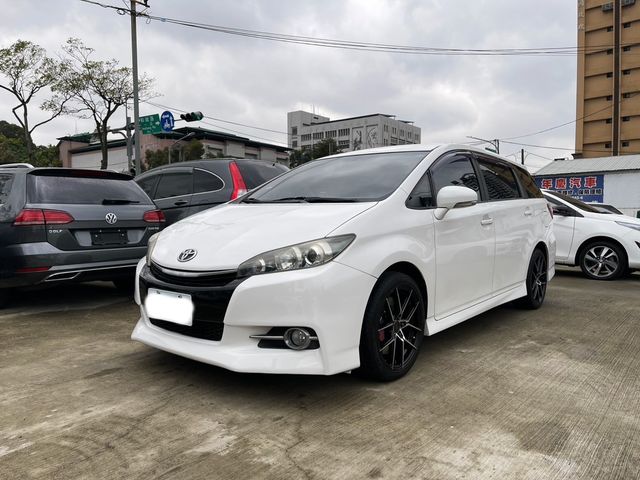 TOYOTA豐田 WISH  第1張相片