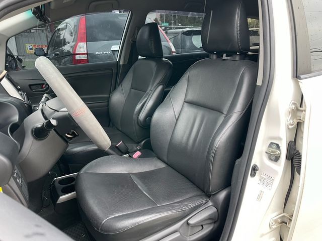 TOYOTA豐田 WISH  第6張相片