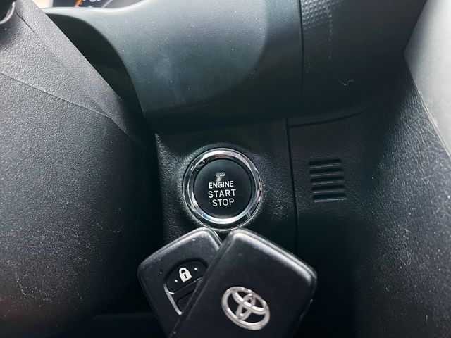 TOYOTA豐田 WISH  第7張相片