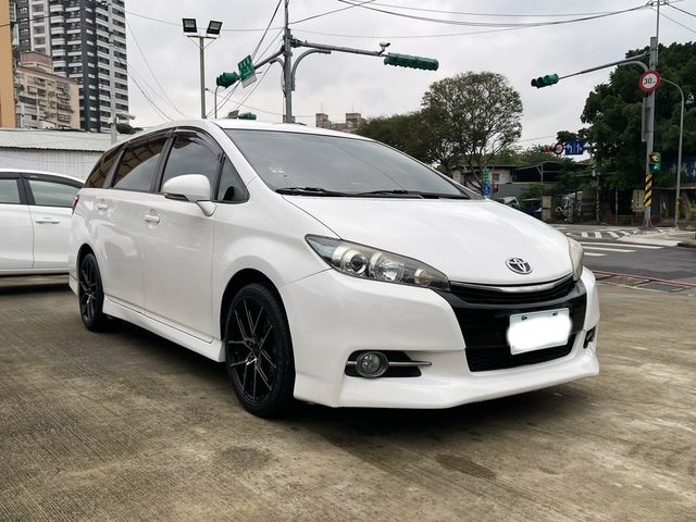 TOYOTA豐田 WISH  第13張相片