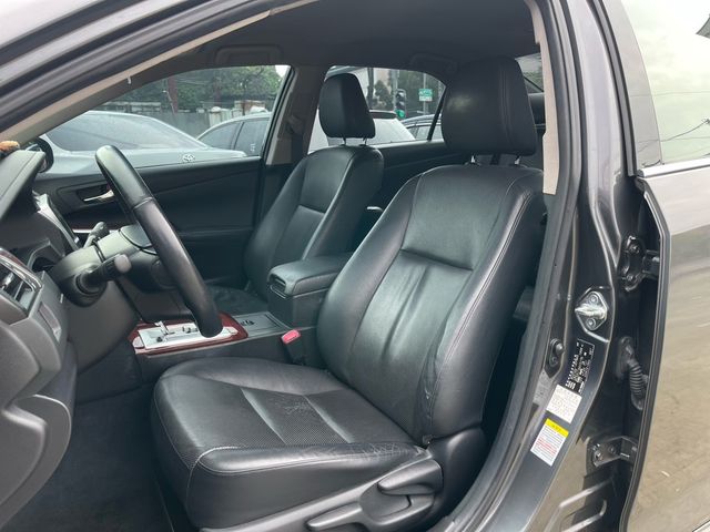 TOYOTA豐田 CAMRY  第13張相片