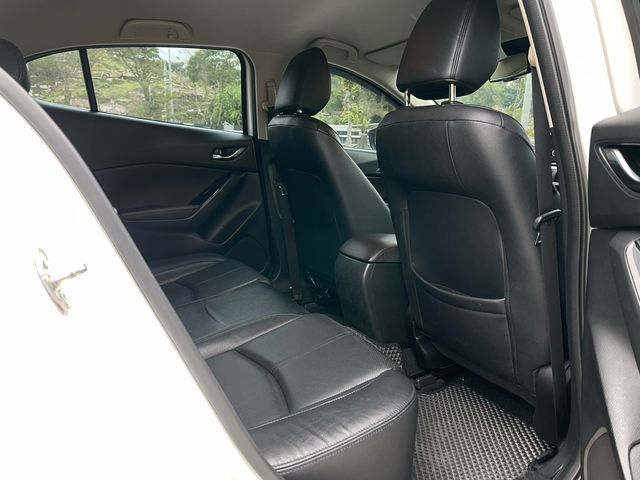 MAZDA馬自達 MAZDA 3  第7張相片