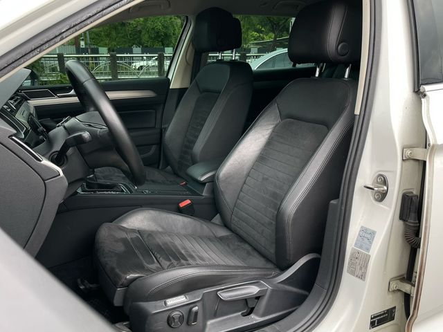 VOLKSWAGEN福斯 PASSAT  第13張相片