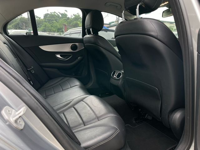 M-BENZ賓士 C200  第9張相片