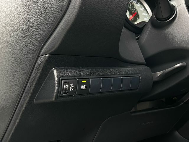 TOYOTA豐田 AURIS  第13張相片