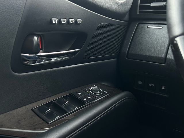 LEXUS凌志 RX270  第8張相片
