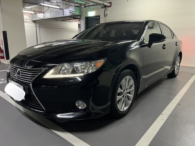 LEXUS凌志 ES300H  第1張相片
