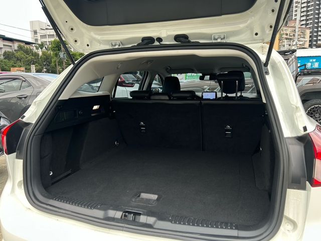 FORD福特 FOCUS WAGON  第8張相片
