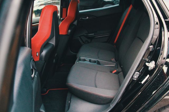 TYPE R  第13張相片